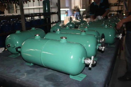 這家公司生產(chǎn)高品質(zhì)的壓力容器,還能提供解決方案